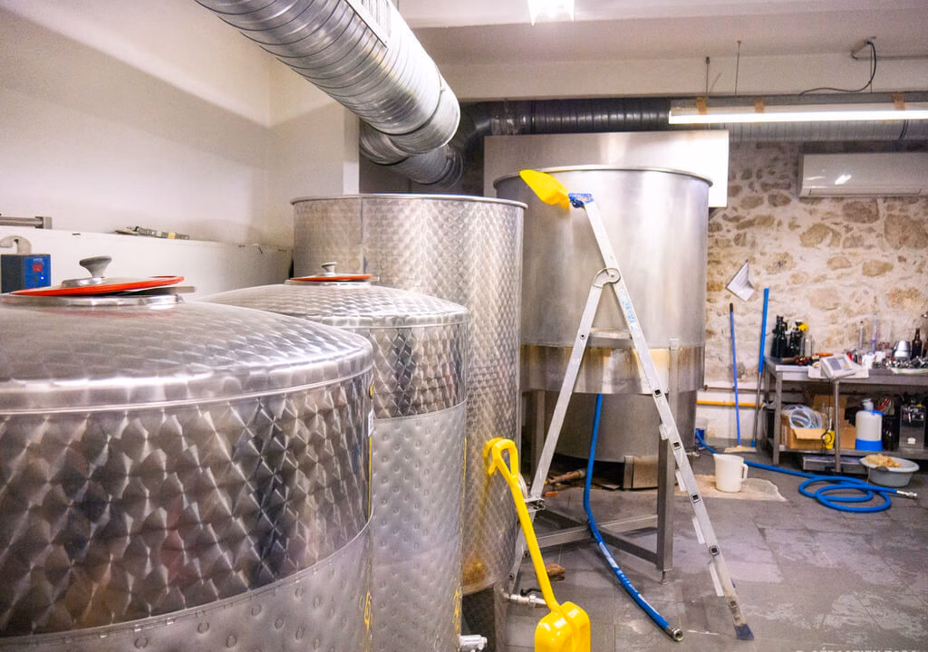 Les cuves du brasseur niçois.